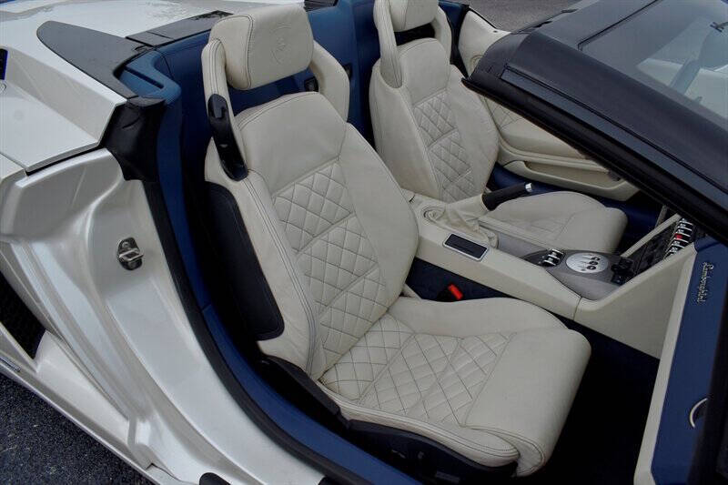 2010 Lamborghini Gallardo 18