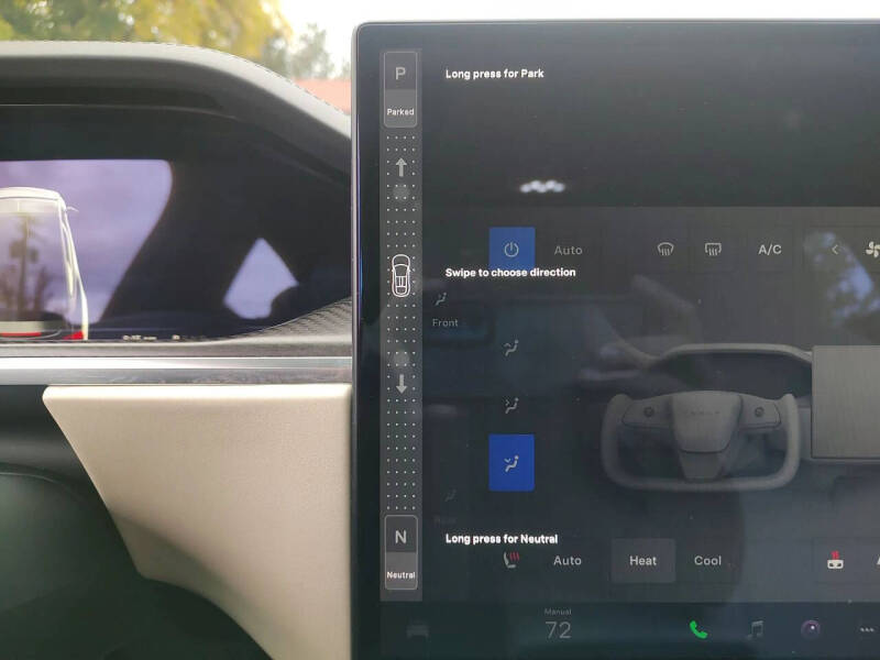 2022 Tesla Model X Plaid