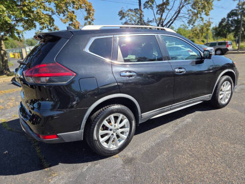 2018 Nissan Rogue SV