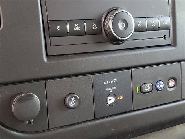 2023 Chevrolet Express 2500