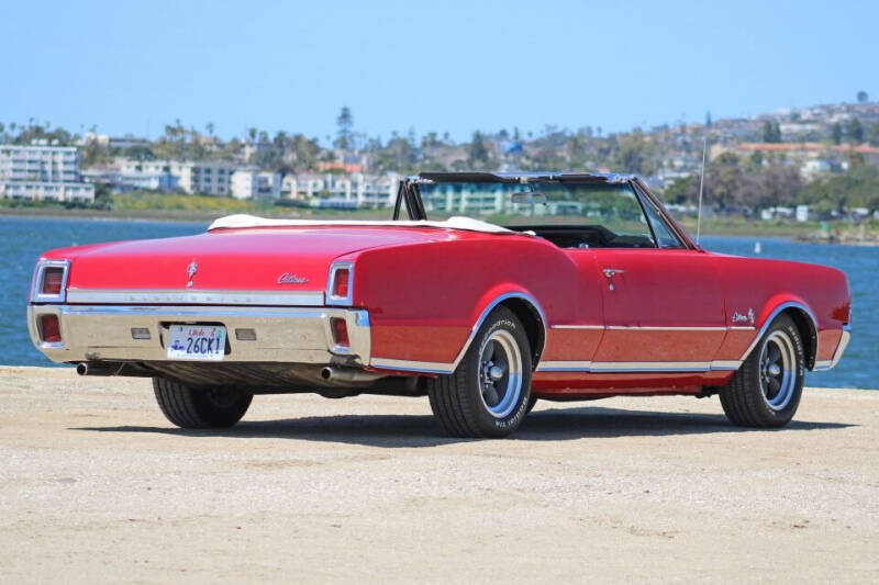 1967 Oldsmobile Cutlass Supreme