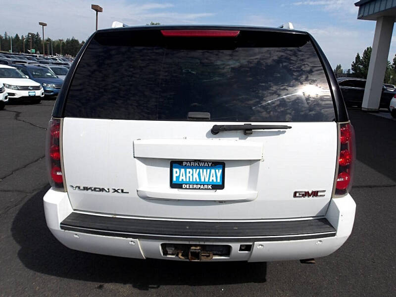 2008 GMC Yukon XL Denali