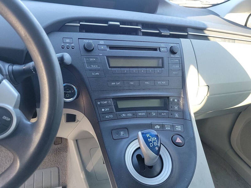 2010 Toyota Prius II