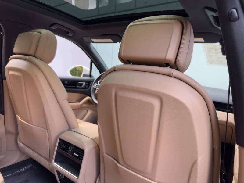 2022 Porsche Cayenne