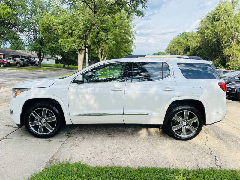 2017 GMC Acadia Denali