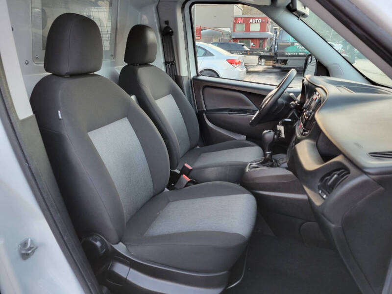 2019 RAM Promaster City SLT photo 16