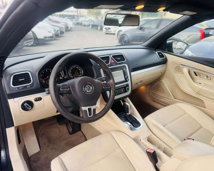 2012 Volkswagen Eos Komfort SULEV