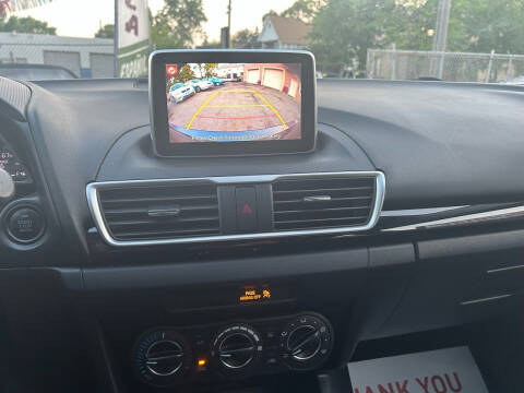 2015 Mazda MAZDA3 i Touring