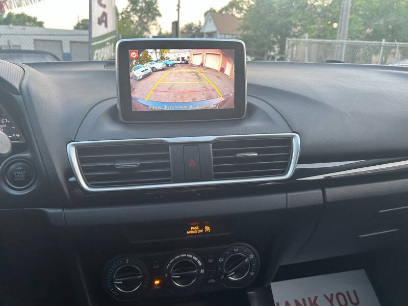 2015 Mazda MAZDA3 i Touring