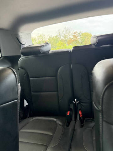 2017 GMC Acadia SLT-1