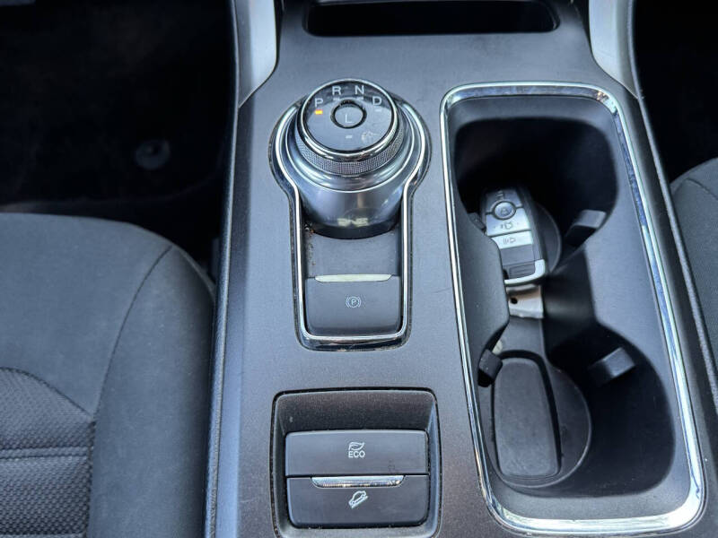 2017 Ford Fusion Hybrid SE