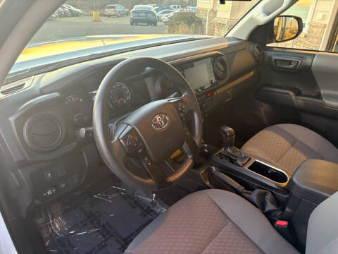 2022 Toyota Tacoma SR V6