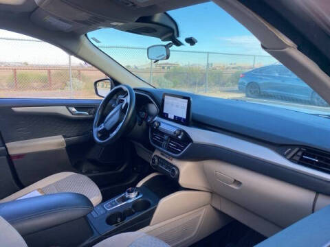 2020 Ford Escape SE