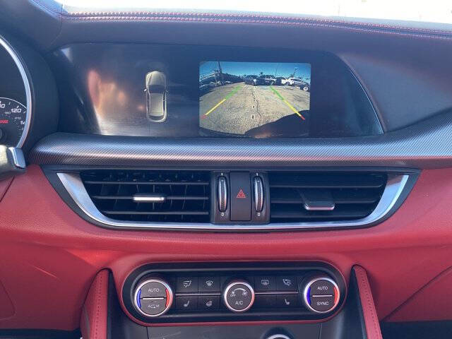 2019 Alfa Romeo Stelvio Ti Sport