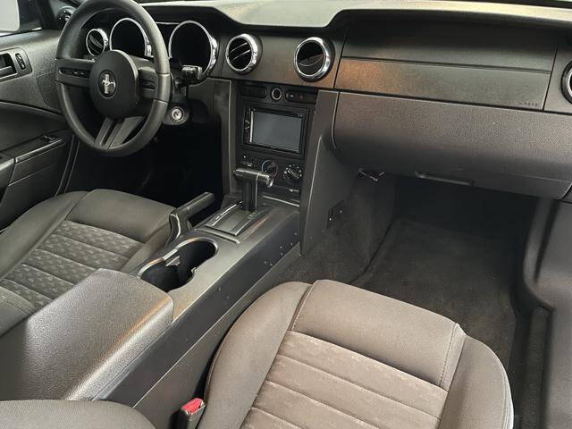 2006 Ford Mustang GT Deluxe