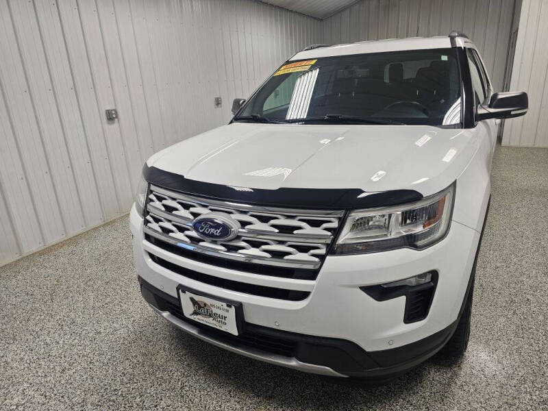 2019 Ford Explorer XLT photo 3