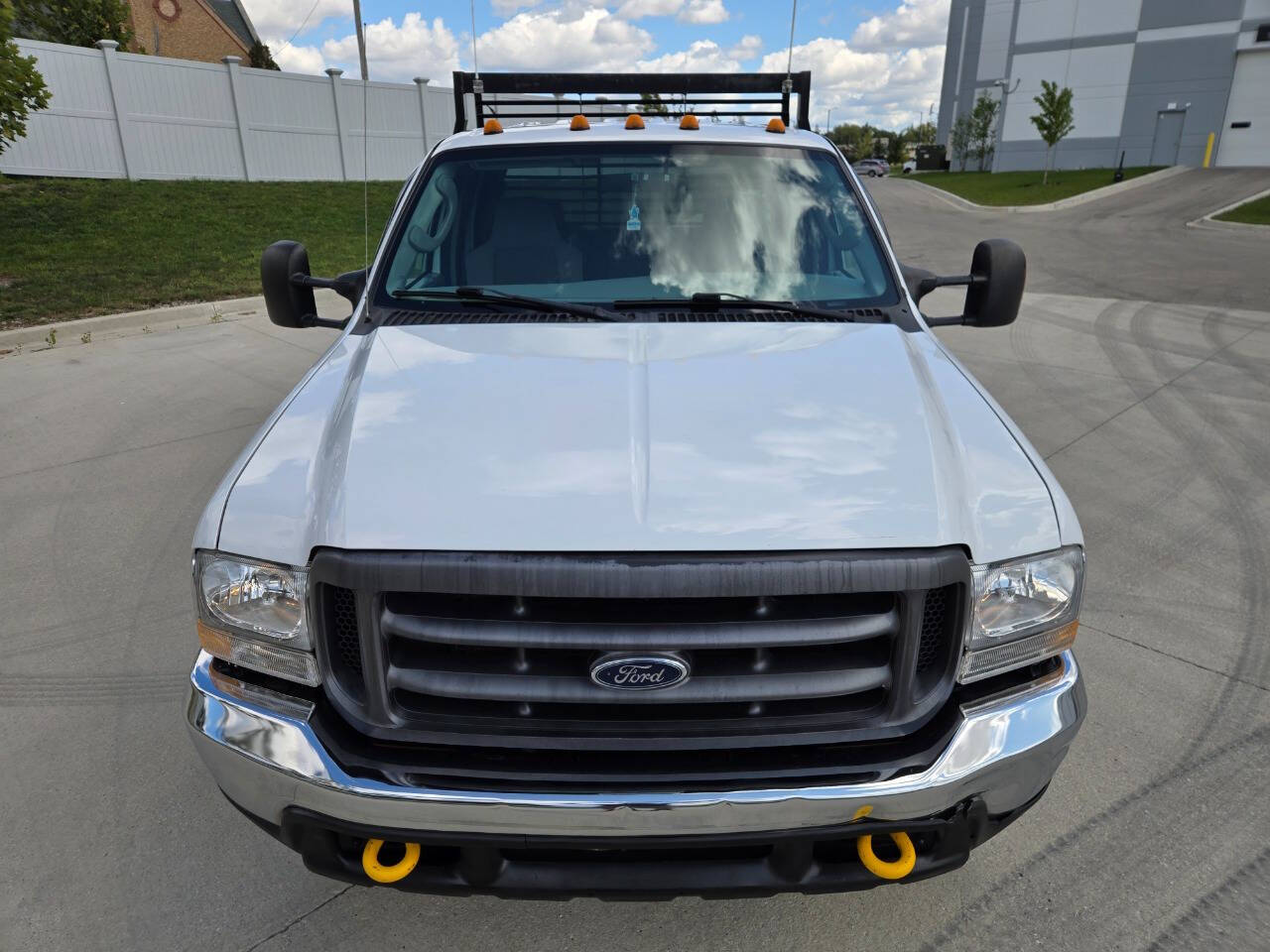 2004 Ford F-550 Super Duty 47