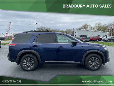 2022 Nissan Pathfinder for sale at BRADBURY AUTO SALES in Gibson City IL
