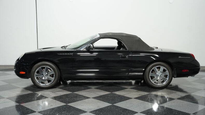 2002 Ford Thunderbird Deluxe