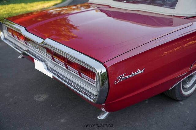 1966 Ford Thunderbird