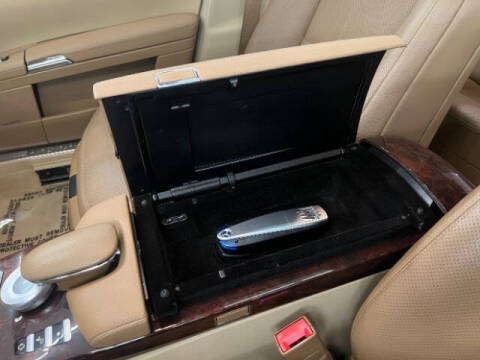 2009 Mercedes-Benz S-Class S 550 4MATIC