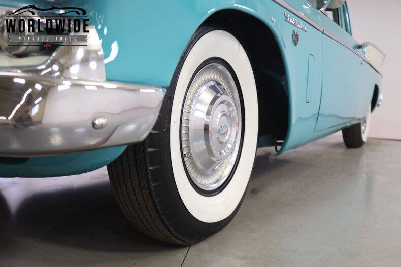 1957 Studebaker Silver Hawk