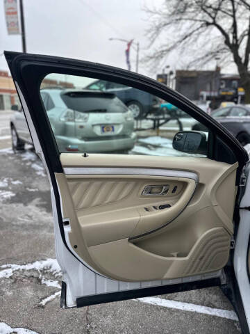 2013 Ford Taurus SEL