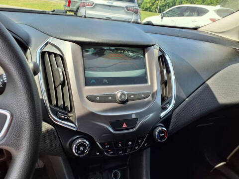 2017 Chevrolet Cruze LT Auto