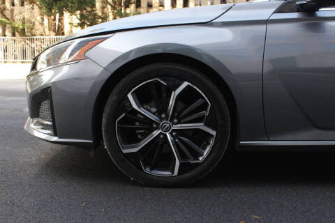 2023 Nissan Altima 2.5 SR