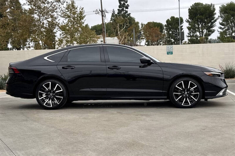 2025 Honda Accord Hybrid Touring