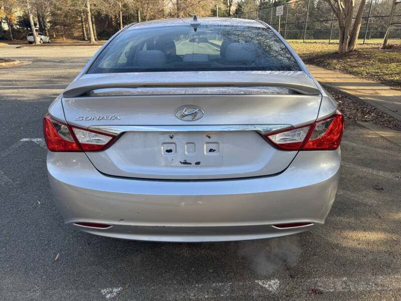 2011 Hyundai Sonata GLS
