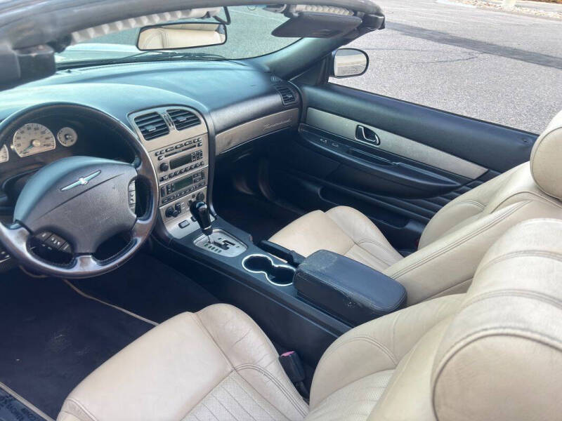 2004 Ford Thunderbird Deluxe