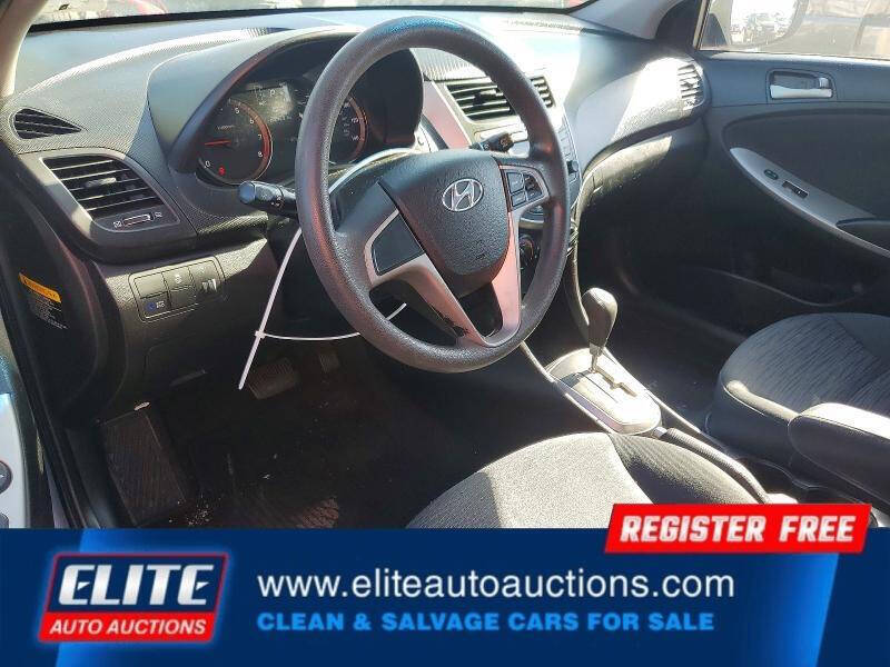 2016 Hyundai Accent SE