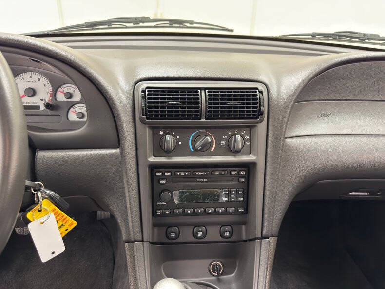 2001 Ford Mustang SVT Cobra