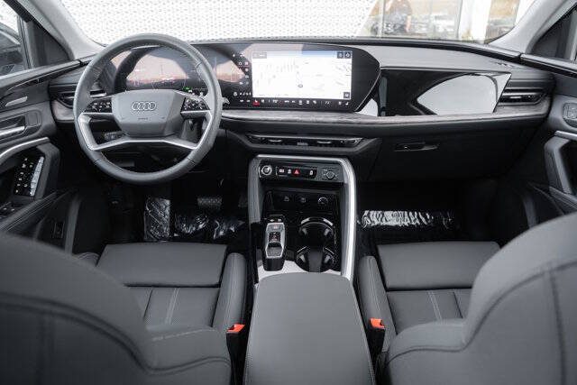 2025 Audi Q5 quattro Premium Plus TFSI