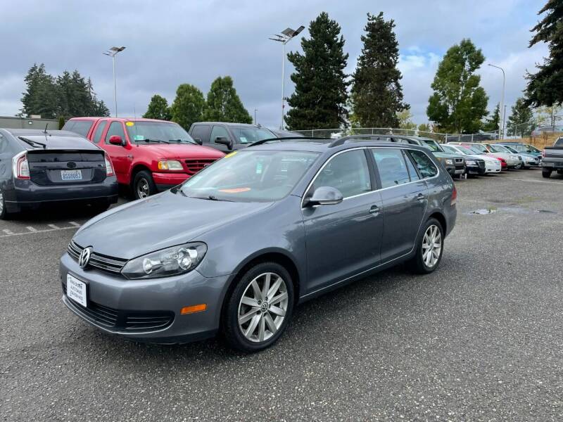 2014 Volkswagen Jetta for sale at King Crown Auto Sales LLC in Federal Way WA