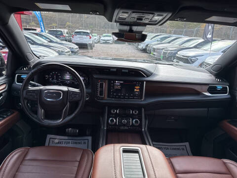 2023 GMC Yukon XL Denali Ultimate