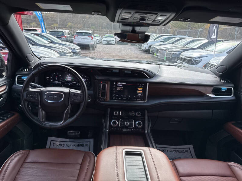 2023 GMC Yukon XL Denali Ultimate