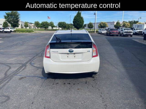 2013 Toyota Prius Two