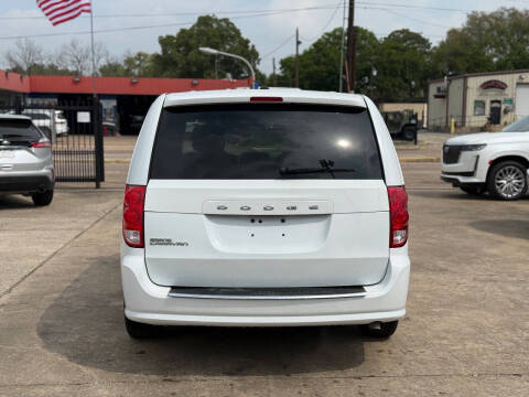 2015 Dodge Grand Caravan SE