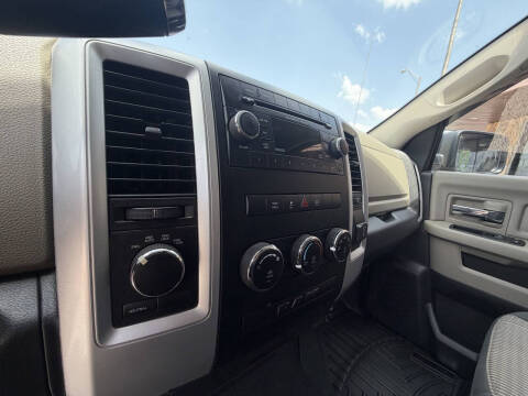 2012 RAM 1500 SLT