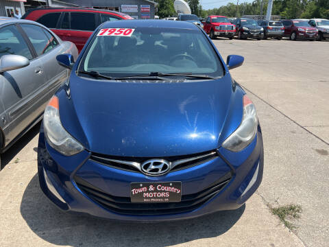 2013 Hyundai Elantra Coupe for sale at TOWN & COUNTRY MOTORS in Des Moines IA