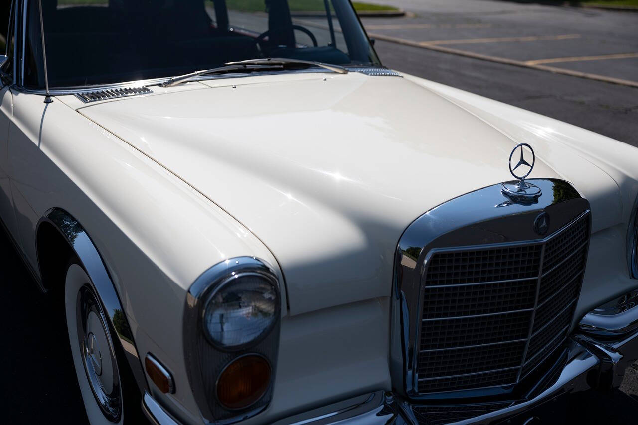 1971 Mercedes-Benz 600 for sale at Autowerks in Cary, IL