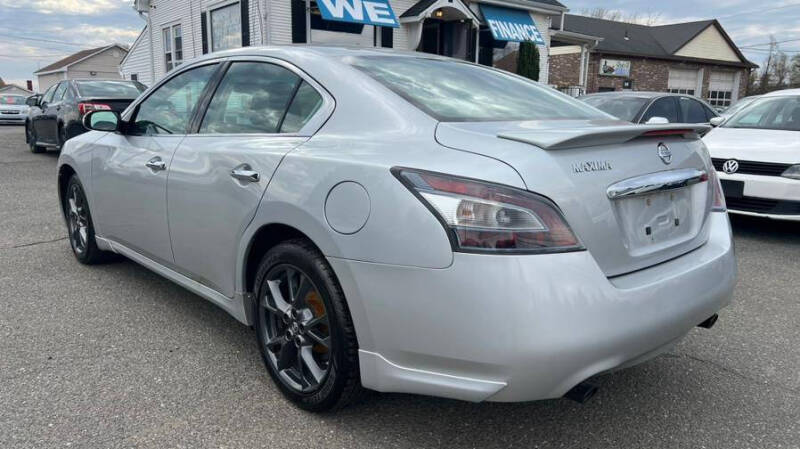 2012 Nissan Maxima