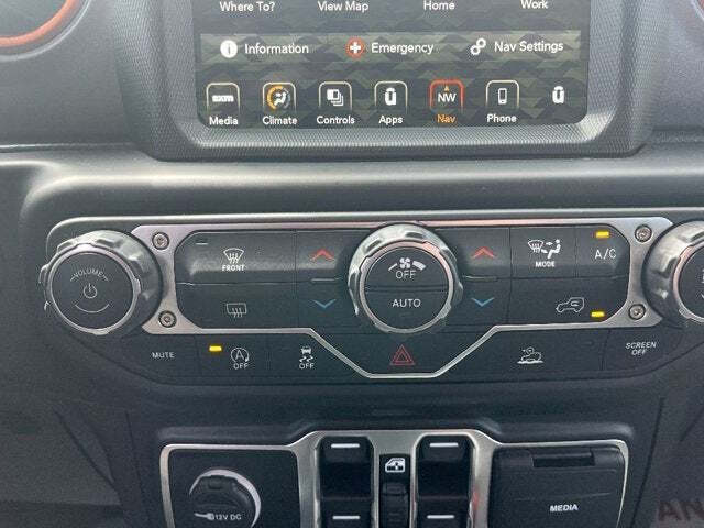 2022 Jeep Gladiator 29