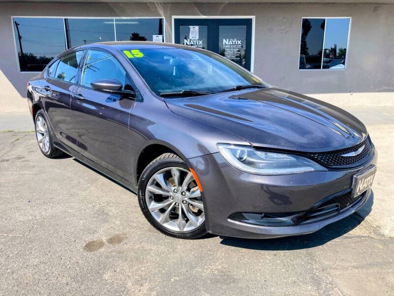 2015 Chrysler 200 for sale at AUTO NATIX in Tulare CA