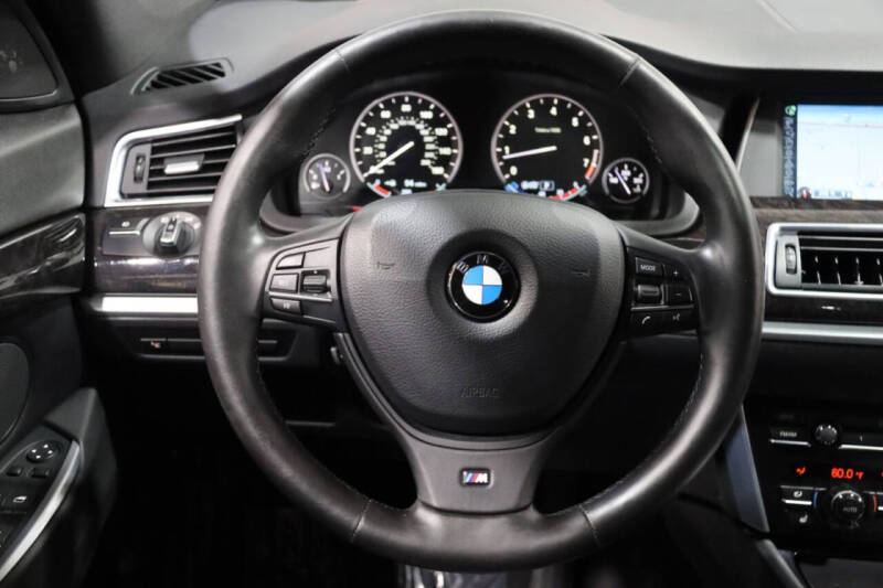 2013 BMW 5 Series 550i xDrive Gran Turismo