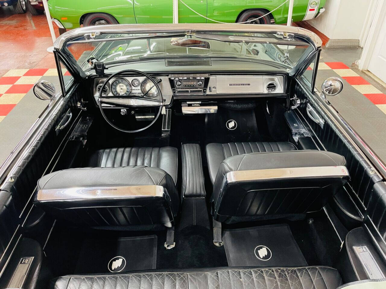 1963 Buick Electra 29
