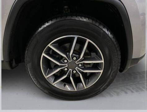 2019 Jeep Grand Cherokee Laredo E