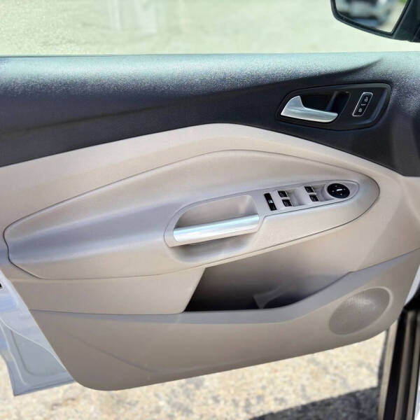 2014 Ford C-MAX Hybrid SE